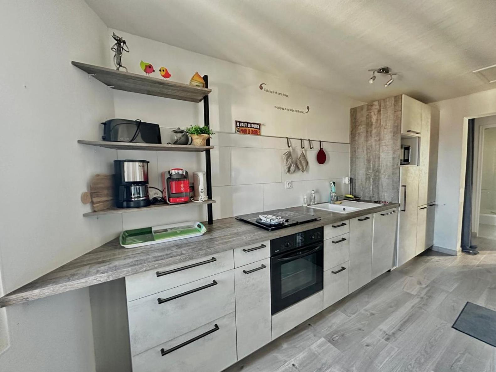 Appartement Pres Du Port Centre Et Plage - Vue Mer Courseulles-sur-Mer Eksteriør billede